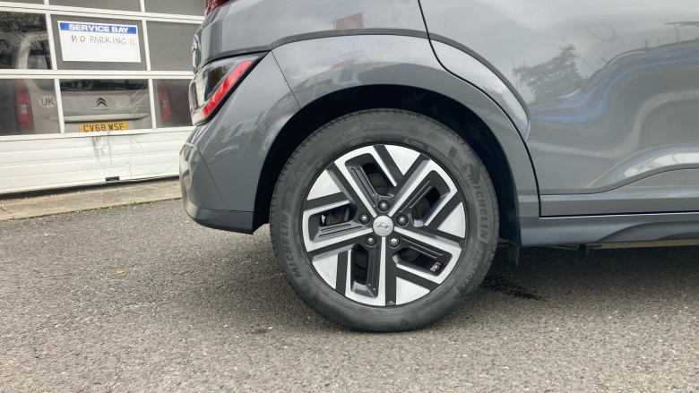 Hyundai KONA 100kW SE Connect 39kWh 5dr Auto Electric Hatchback